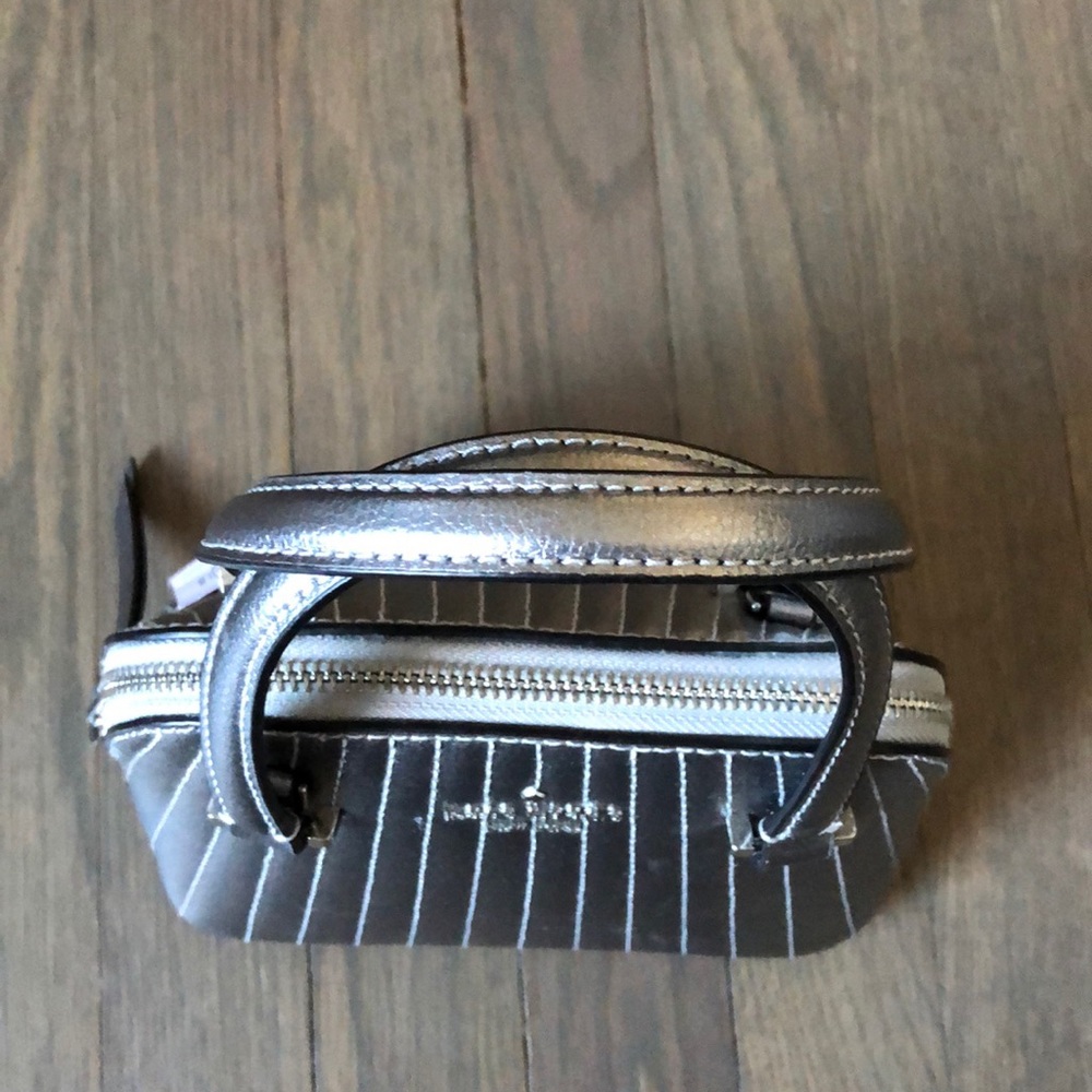 Kate Spade NWT silver mini dome crossbody🔥🔥 - Picture 6 of 15